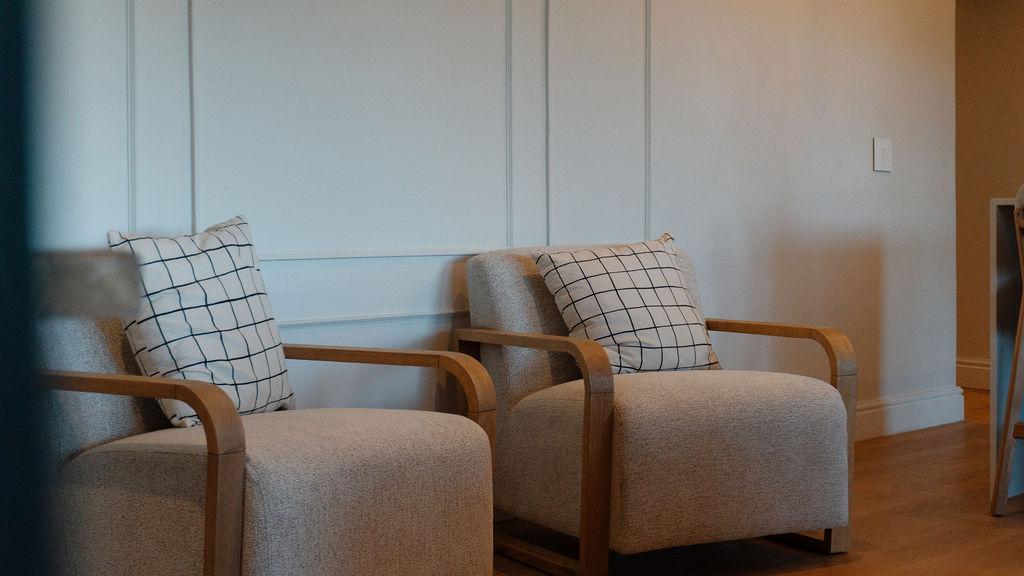 The Meadow Guesthouse Living Room Chairs