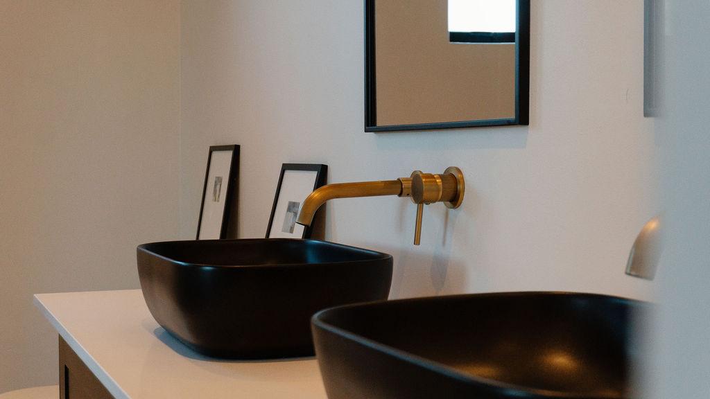 The Meadow Guesthouse Bathroom Sink